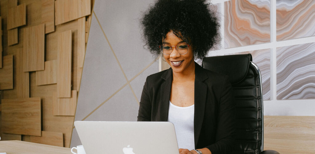 How to use Linkedin to find a job